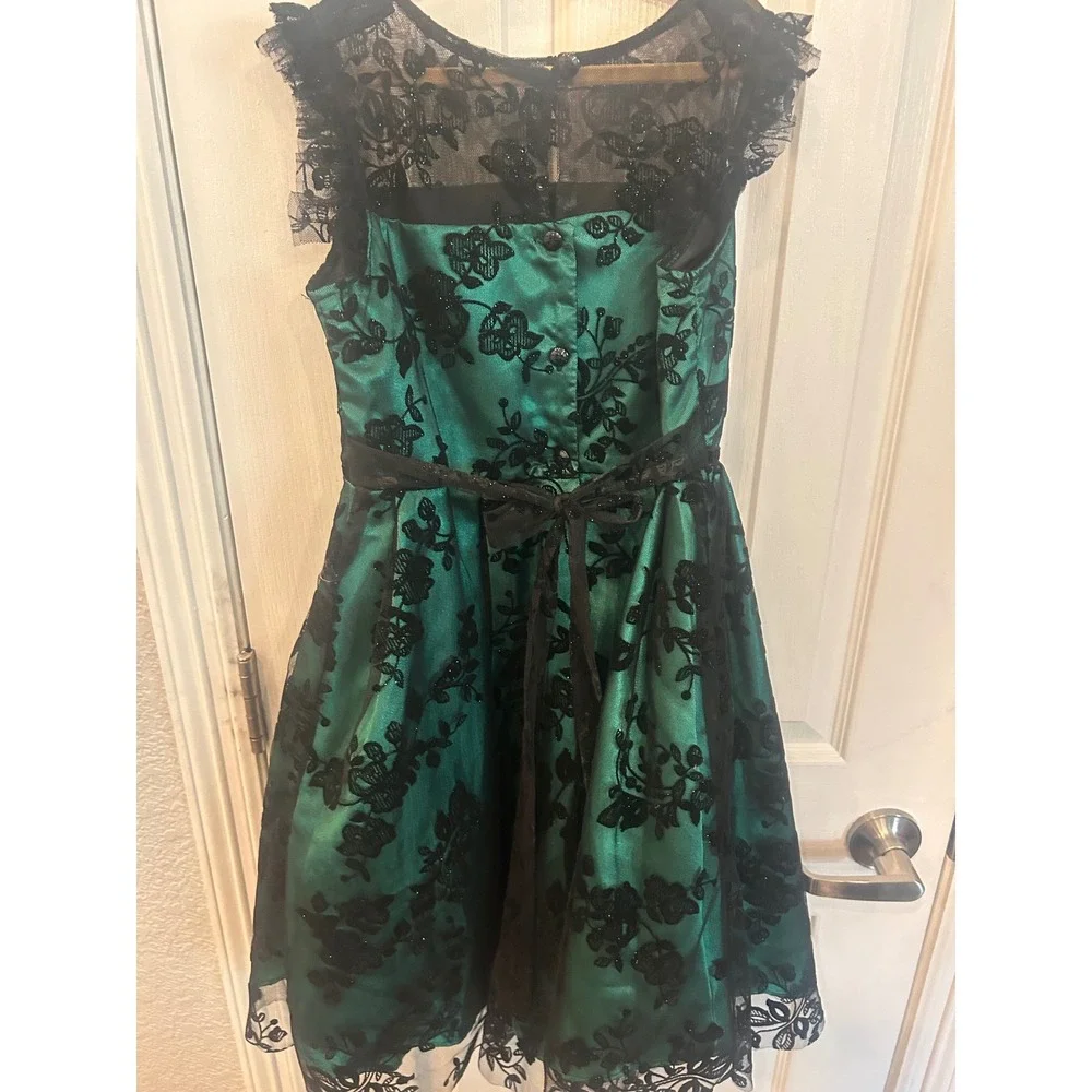 Bonnie Jean Dress Green Black Lace Floral Velvet Bow Holiday Party Formal Size 8